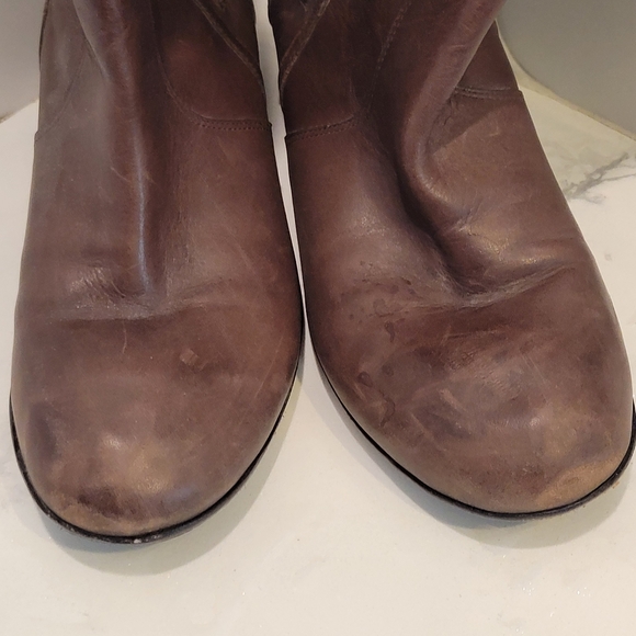 Modern Vintage Maia Leather Moto Boots - Picture 3 of 6